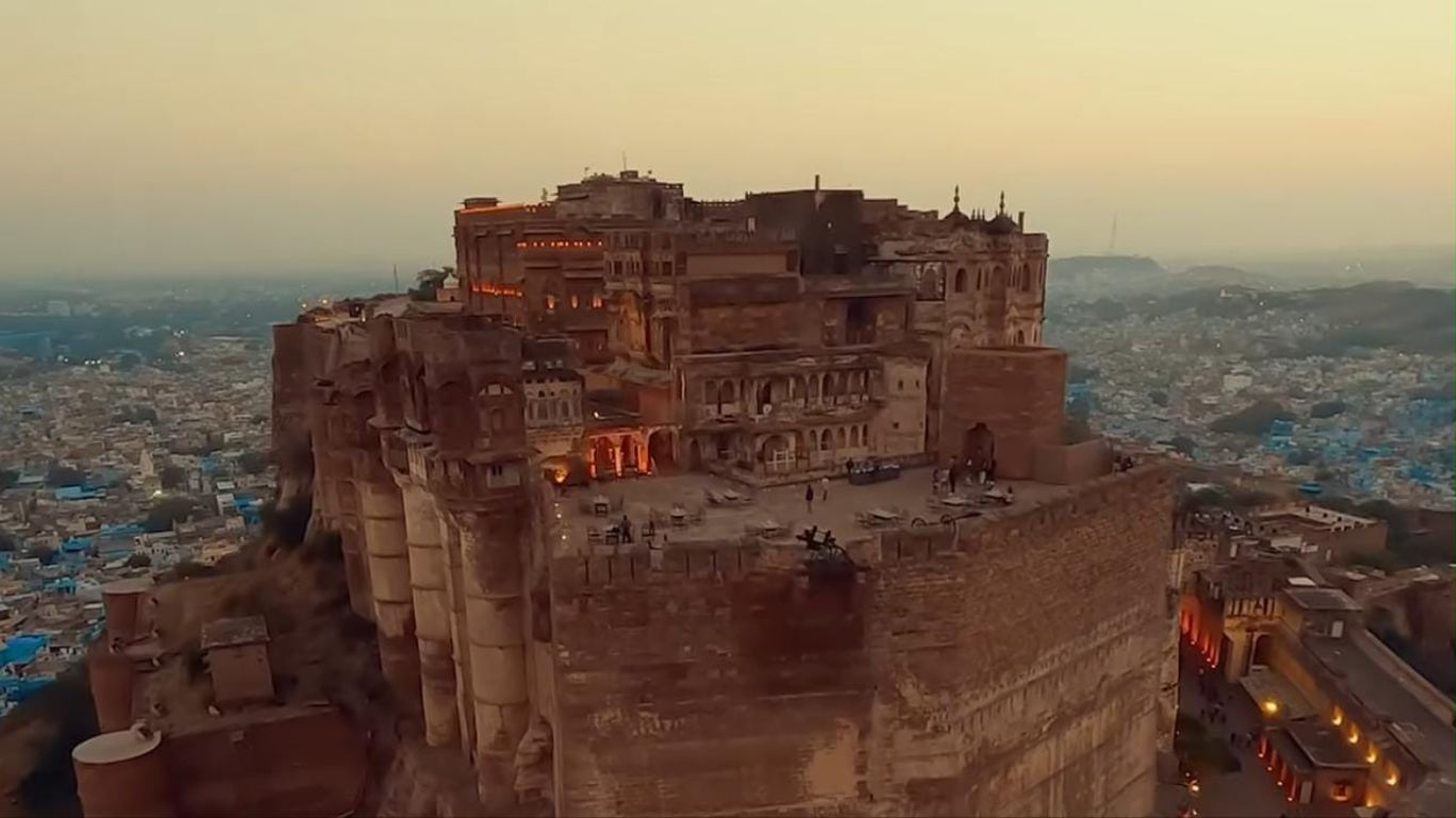 Palaces, Panthers & Forts – Discover Rajasthan's Hidden Majesty